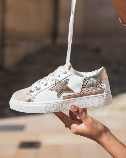 Carla™ – Baskets Femme en Python Doré avec Étoile Élégante et Confort Optimal