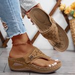 CuirConfort™ – Tongs Compensées Orthopédiques en Cuir pour Femme
