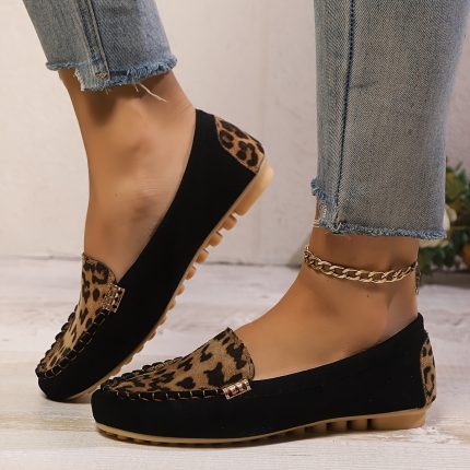 EleganzaWalk™ – Mocassin Femmes Élégant & Confortable