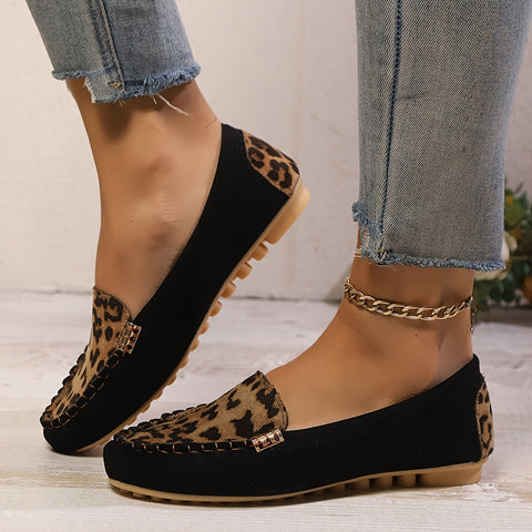 EleganzaWalk™ – Mocassin Femmes Élégant & Confortable
