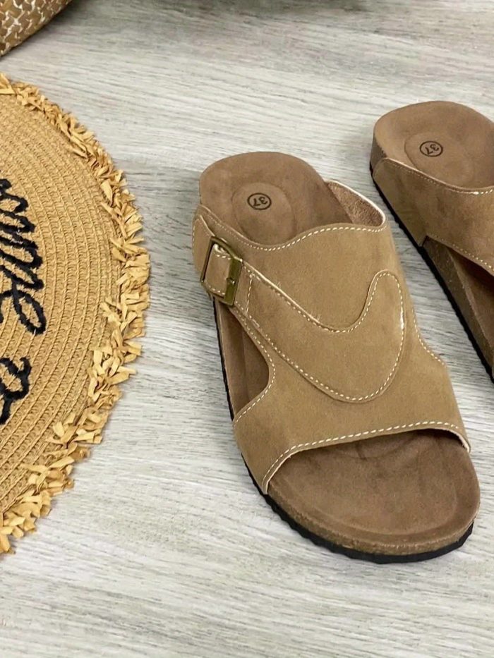 Liora™ – Sandale Femme Chic et Confortable en Liège, Plates & Réglables Été