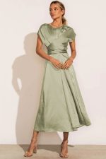 Claire™ – Robe Midi Femme Chic en Soie Élégante et Confortable-4