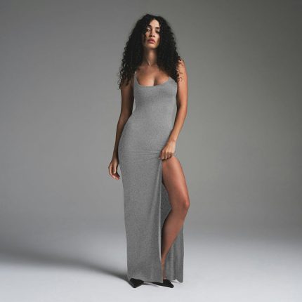 Wolff™ – Robe Longue Femme Élégante avec Fente Latérale et Décolleté Rond-1